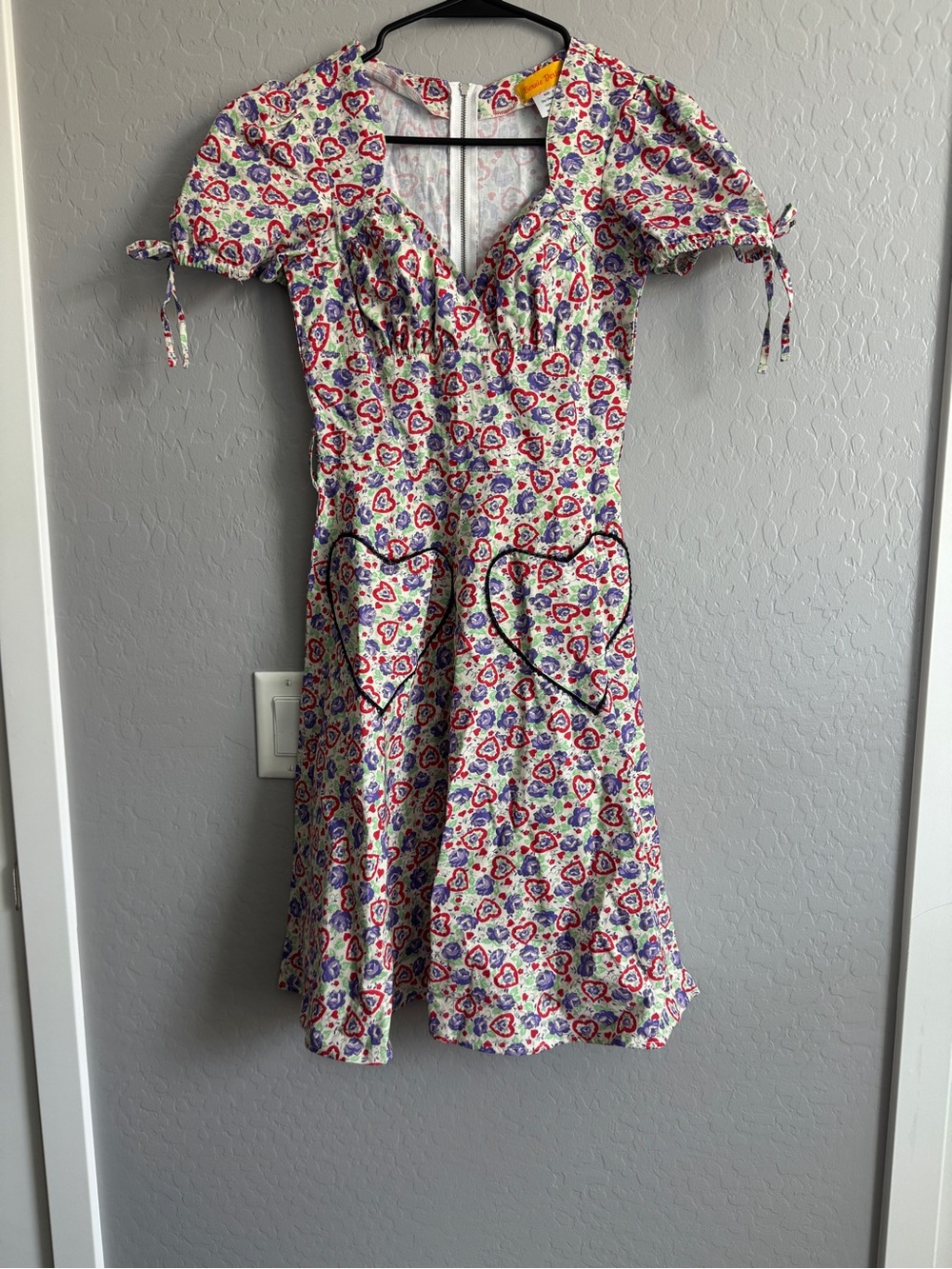 Bernie Dexter Francessca Heart Pocket Dress NWOT Small Purple Red Floral